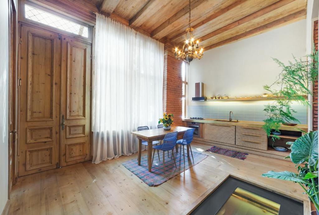 Luxury House Apartamento Tbilisi Exterior foto