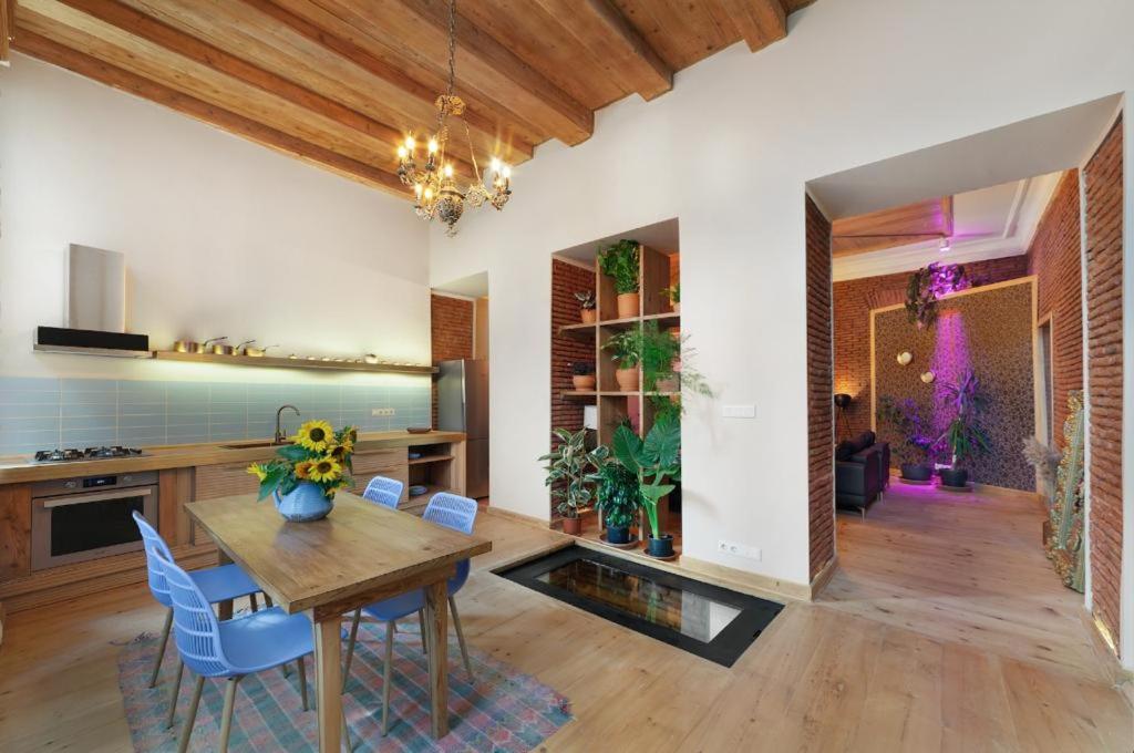 Luxury House Apartamento Tbilisi Exterior foto